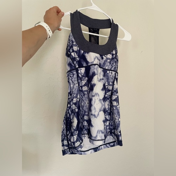 Lululemon Scoop Neck Tank - Ink Blot Deep Indigo - Picture 5 of 9